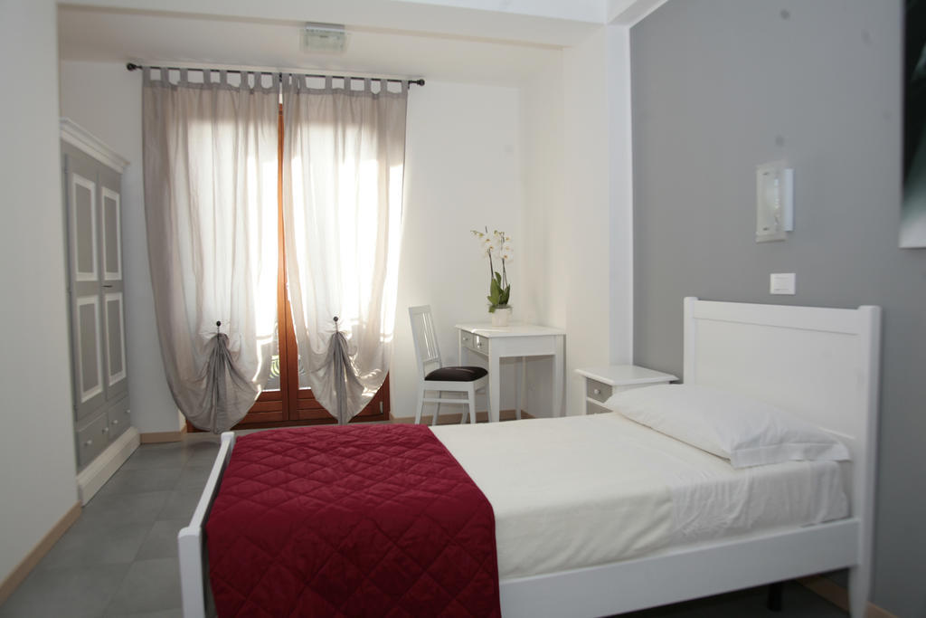 Bed & Breakfast Nettuno Comun Nuovo Δωμάτιο φωτογραφία